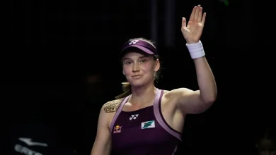 Rybakina advances to WTA Finals title match