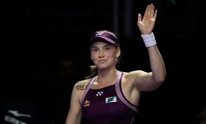 Rybakina advances to WTA Finals title match
