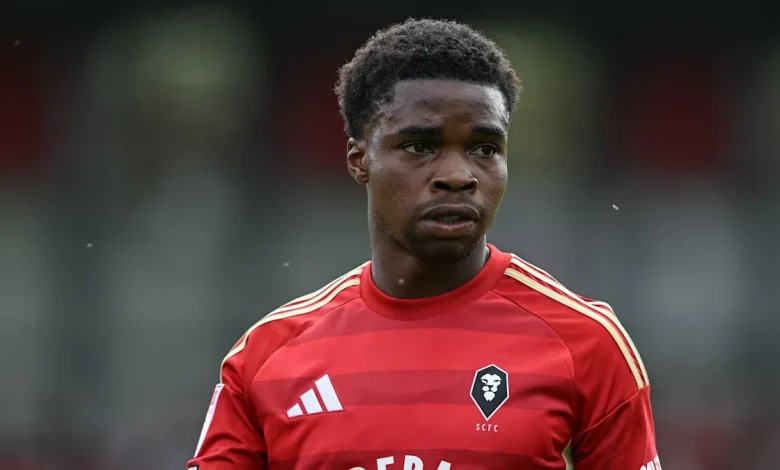 Salford and Cambridge share points from goalless draw