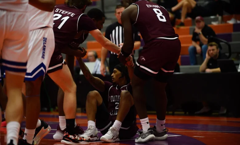 Salukis to wrap up road trip in Memphis