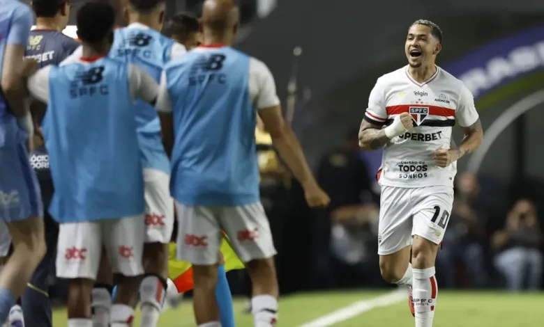 São Paulo: Crespo perde Luciano por lesão e tem baixas no ataque