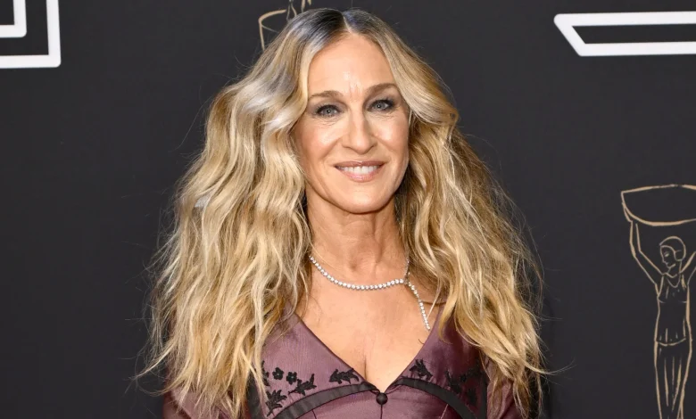 Sarah Jessica Parker Is Not Afraid of the Pickpocket-Friendly Bag Trend