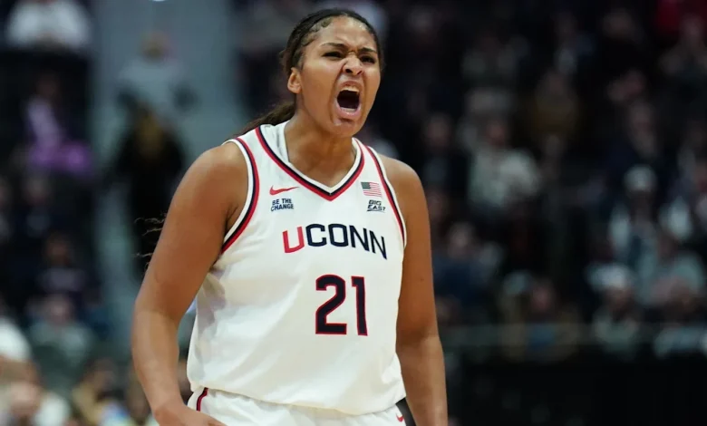 Sarah Strong Might Be the Best Player Women’s College Basketball Has Seen in Years