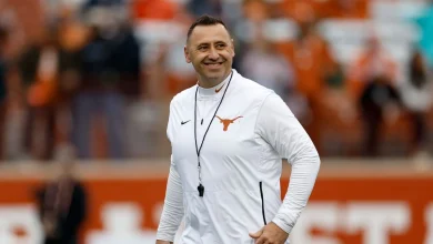 Sark on Texas exit talk: 'I am not going anywhere'