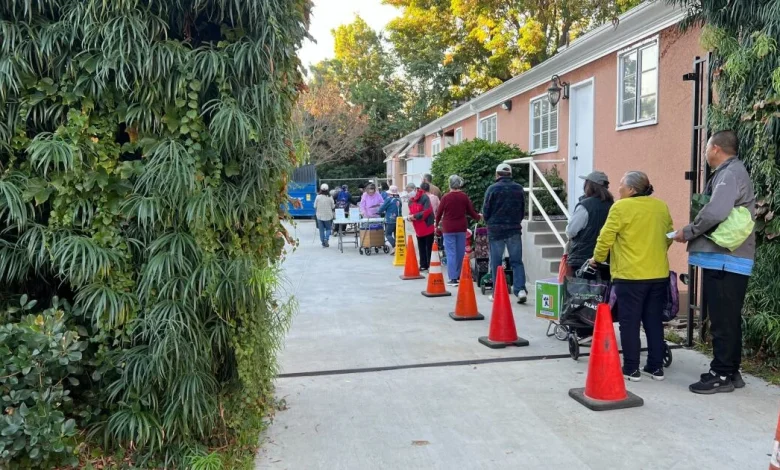 Scenes from a food bank in LA this weekend as SNAP benefits lapse