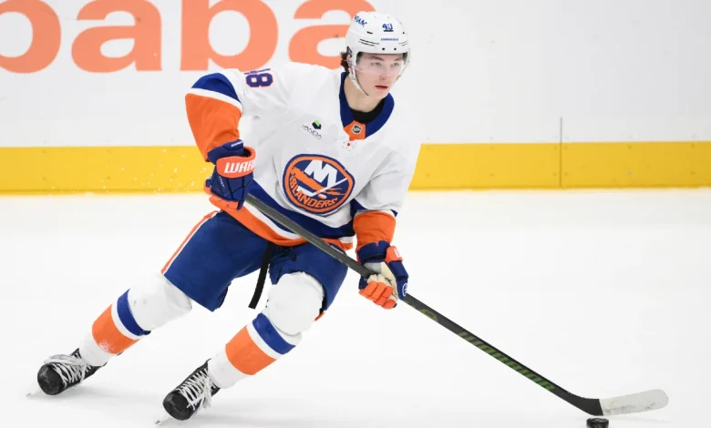 Schaefer tops Orr's rookie scoring pace, Islanders lose to Flyers