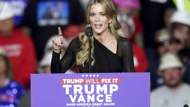 School district responds to petition to remove Megyn Kelly from hall of fame