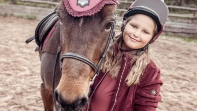 Schoolgirl died after being sectioned, inquest hears | ITV News