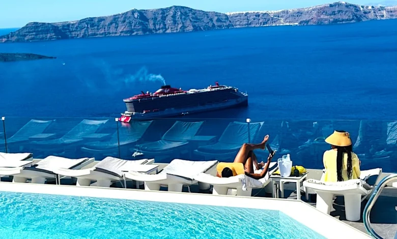 Scientists Unravel Mystery Behind Santorini’s Early 2025 Seismic Swarm