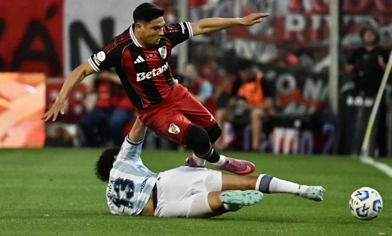 Se viene River-Racing: Maxi Salas vuelve al Cilindro en el duelo más caliente de octavos del Torneo Clausura