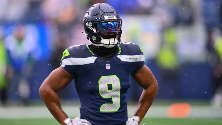 Seahawks reveal status for Kenneth Walker in Week 12 vs. Titans