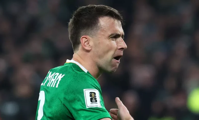 Seamus Coleman hailed as team's 'battery' after Everton legend forced manager U-turn