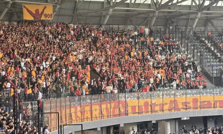 “Selçuk İnan buraya!” Sloganı stadyumu inletti — Kocaeli taraftarından ıslıklı tepki