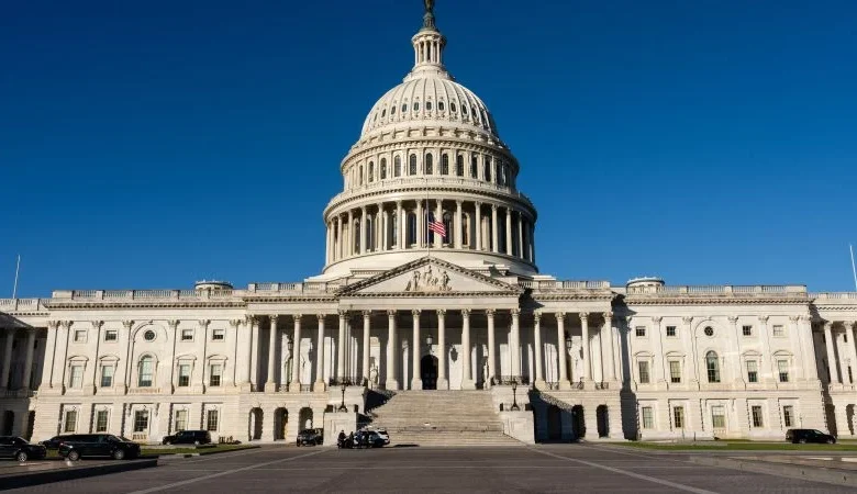 Senate advances deal to end government shutdown as air traffic control staffing worsens - live updates | CNN Politics