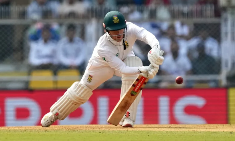 Senuran Muthusamy’s maiden ton puts South Africa in command of 2nd cricket test against India