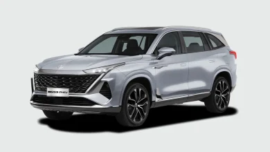 Seven seat hybrid MG SUV gets car crash reveal