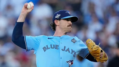 Shane Bieber opts in with Blue Jays for 2026