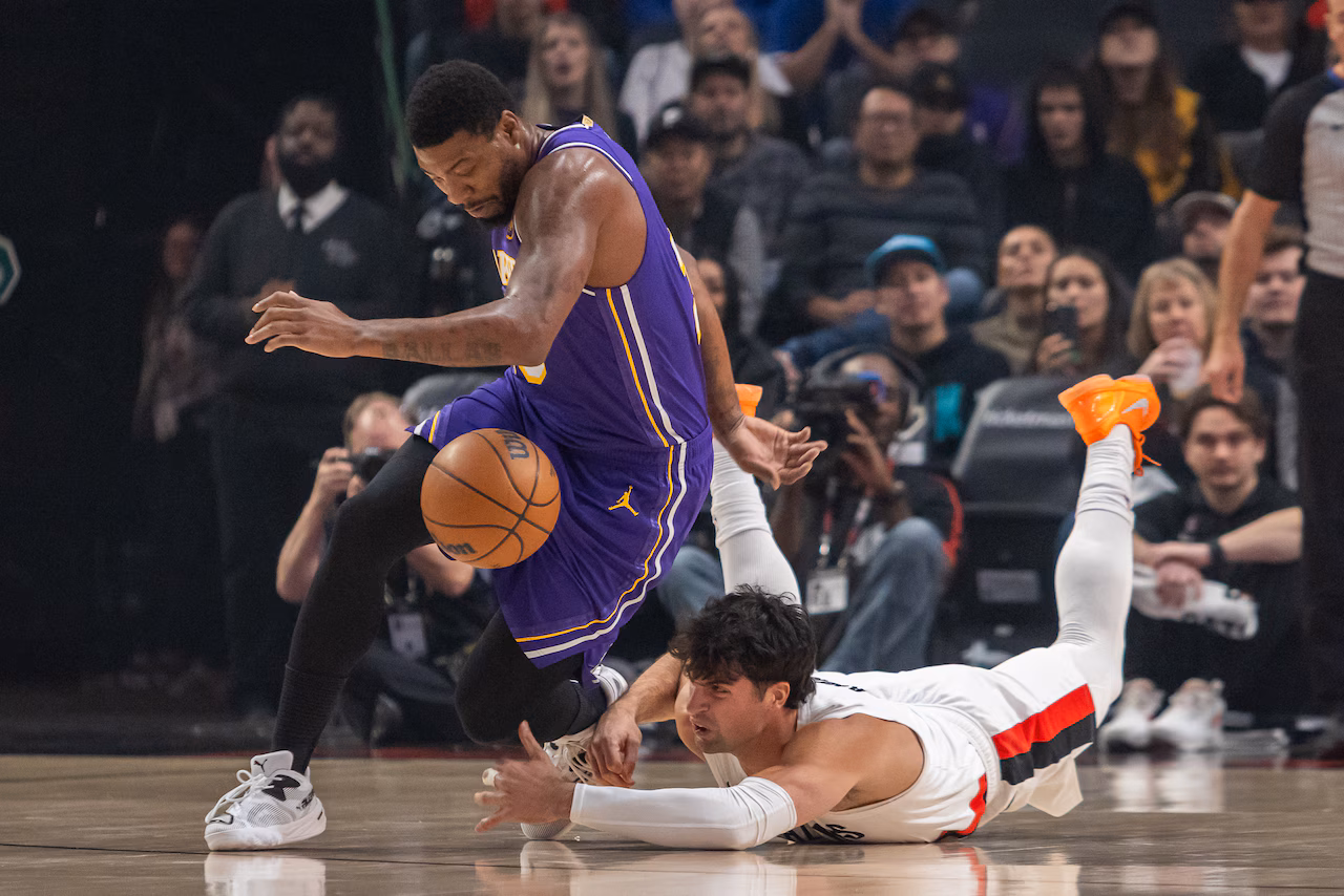 Shorthanded Los Angeles Lakers cruise past Trail Blazers: Rapid Reaction