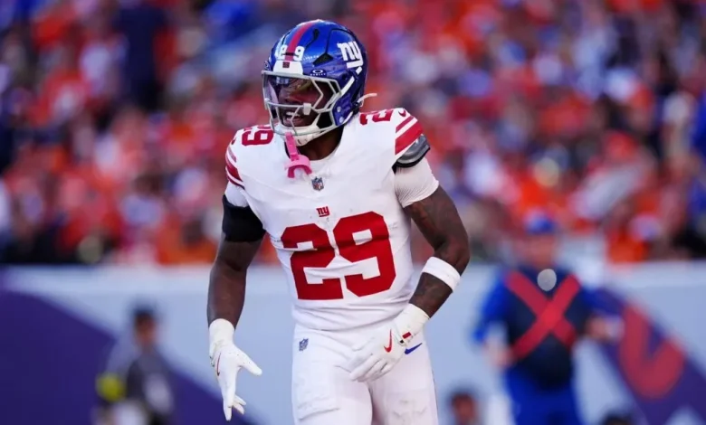 Should You Start Giants RBs Tyrone Tracy Jr. or Devin Singletary in Fantasy Football Week 11?