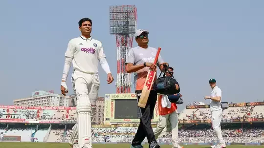 Shubman Gill hospitalised, to play no further part in Kolkata Test