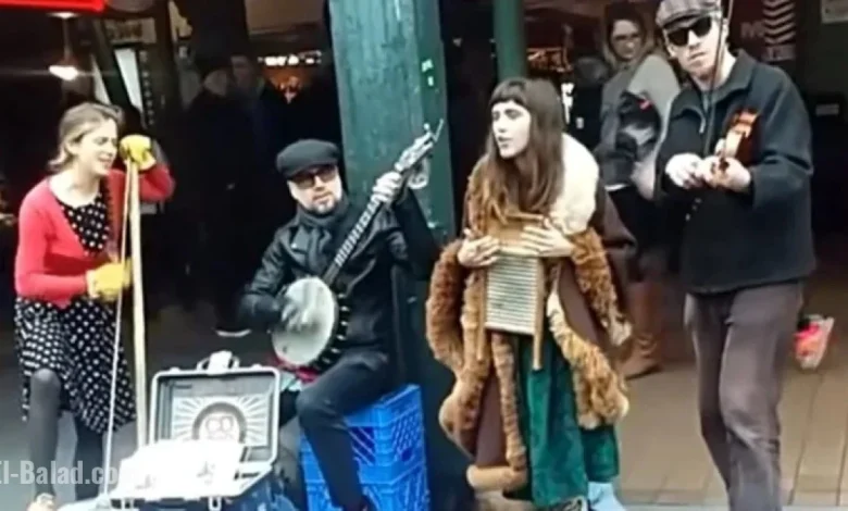 Sierra Ferrell Performs at Seattle’s Pike Place Market in 2016