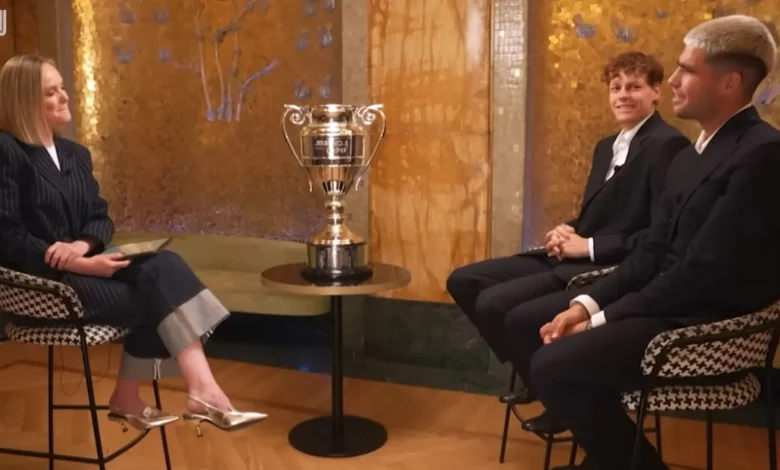 Sinner, che show con Alcaraz: "Con quei capelli a Torino puoi tifare Juve". E Carlos risponde così...