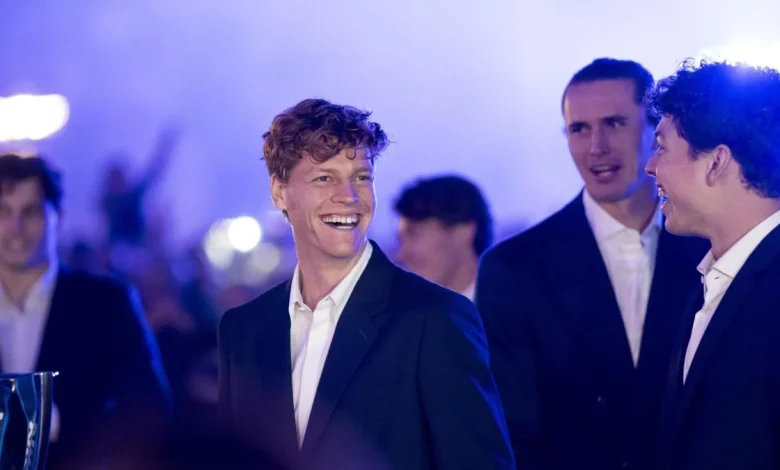 Sinner, il re di Torino nella suite dei Principi da 4 mila euro a notte. Ecco chi paga