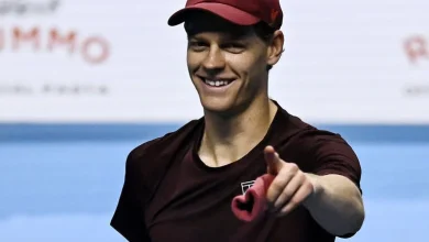 Sinner opens ATP Finals title defense by beating Auger-Aliassime