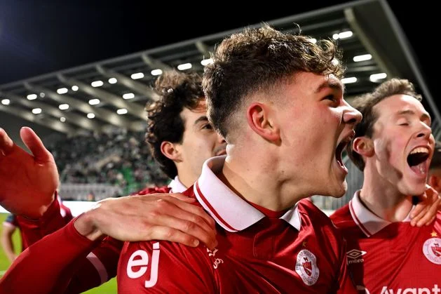 Sligo Rovers finish in seventh, avoiding a play-off with win over champions Shamrock Rovers