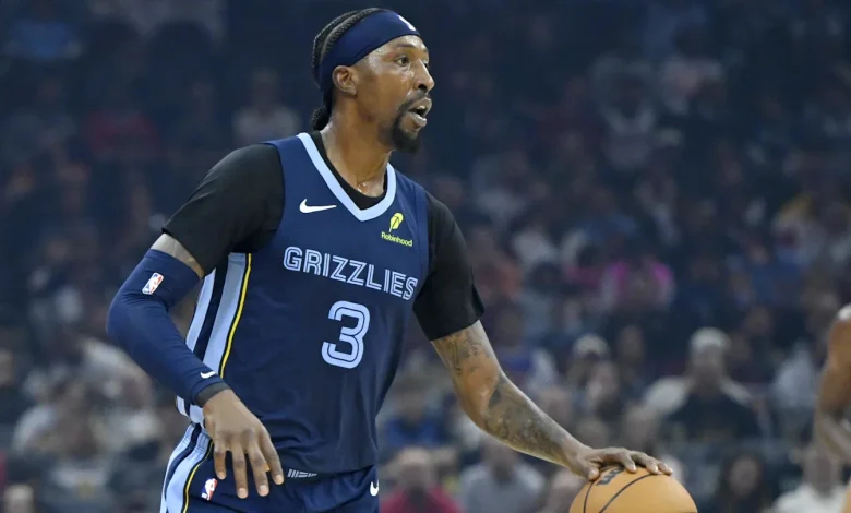 Slowing down De'Aaron Fox and other keys to victory