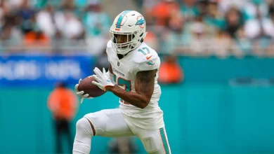 Source: Dolphins 'highly unlikely' to trade Waddle