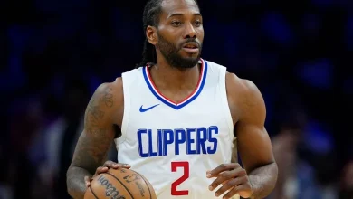 Sources: Clips plan for Kawhi to return vs. Cavs