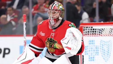 Spencer Knight's Hot Start Gives Blackhawks Stability in Net