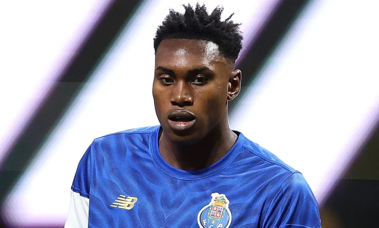 Spurs & Chelsea go head-to-head again! London rivals poised to battle for Porto striker Samu Aghehowa with former boss Andre Villas-Boas willing to sanction €80m exit