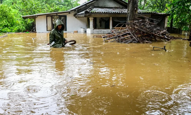 Sri Lanka seeks foreign help as Cyclone Ditwah death toll reaches 123