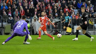 St. Pauli schockt die Bayern früh - und verliert dann spät