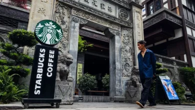 Starbucks once seemed unstoppable in China. Its US owner is now giving up control