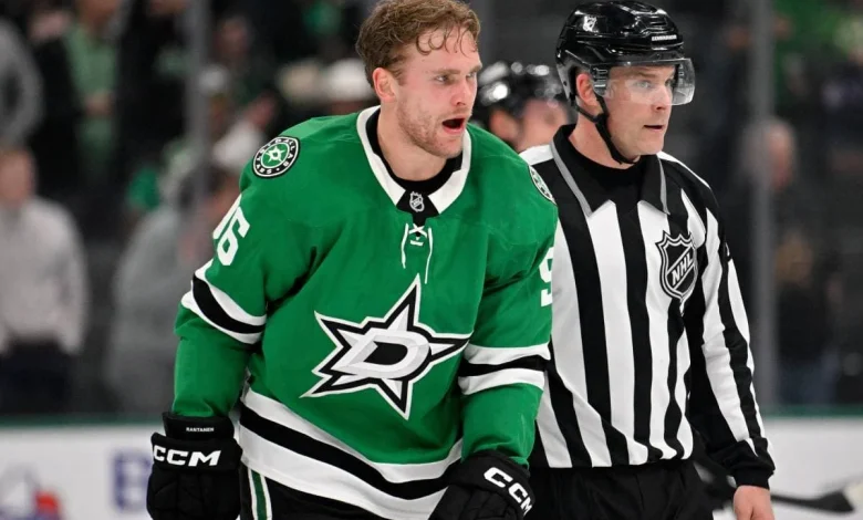 Stars’ Mikko Rantanen receives game misconduct after hit on Islanders’ Alex Romanov