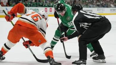 Stars face Ducks on FOX 4