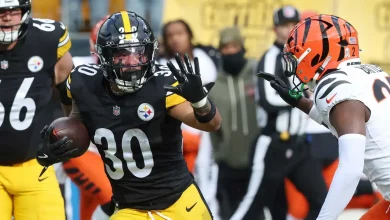 Steelers news: Jaylen Warren's injury adds to pile amid Aaron Rodgers concern