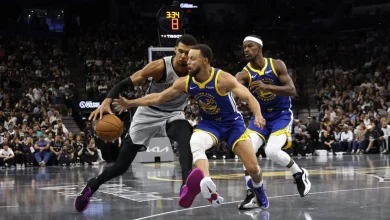 Steph Curry scores 49 points to silence Victor Wembanyama, Spurs in NBA Cup thriller