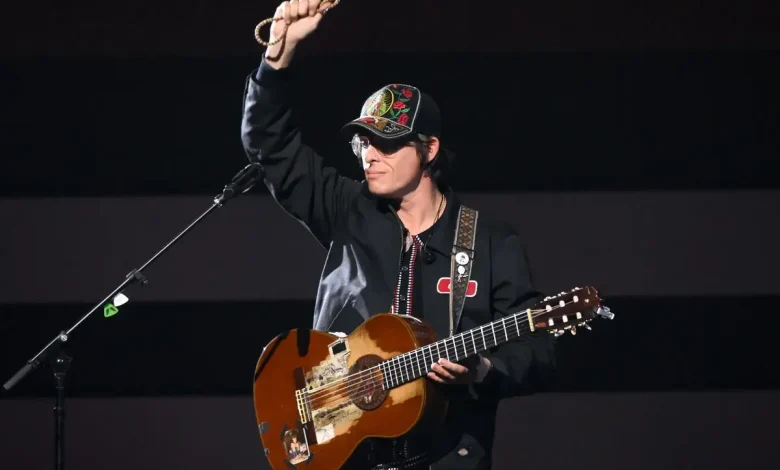 Stephen Wilson Jr. Mesmerizes the 2025 CMA Awards with ‘Stand by Me’