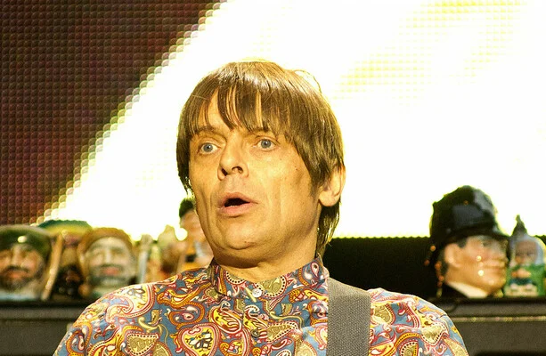 Stone Roses bassist Mani dies aged 63