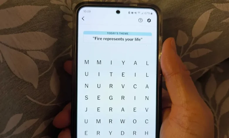 Strands hints today: Clues and answers on Friday, November 7 2025