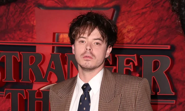 Stranger Things ' Charlie Heaton Makes Rare Comments About Becoming a Dad at 20