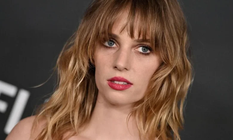 Stranger Things Robin star Maya Hawke's famous parents and musician boyfriend