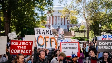 Students express support for Compact rejection and DOJ deal