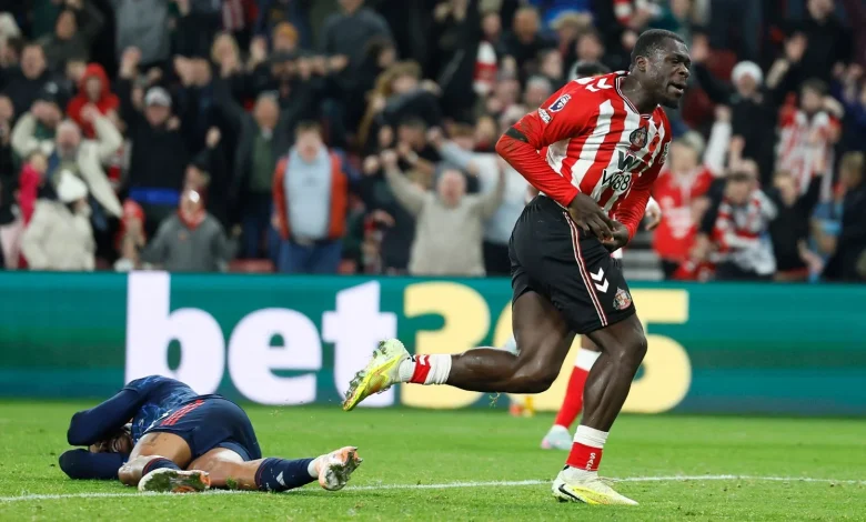 Sunderland 2-2 Arsenal: Brian Brobbey strikes 94th-minute equaliser as Gunners miss chance to go nine points clear