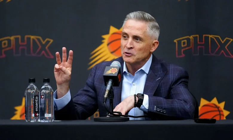 Suns stun own fan base by signing another point guard
