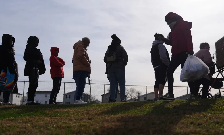 Supreme Court issues emergency order to block full SNAP food aid payments